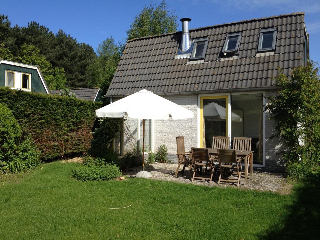 Bungalows - Bungalowpark Mooyeveld - Uniek Gelegen In De Duinen! Egmond-Binnen Oda fotoğraf